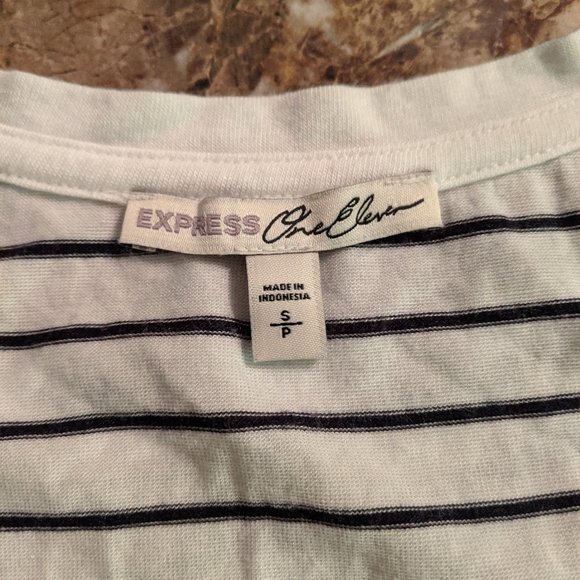 Express Tunic - Picture 6 of 8